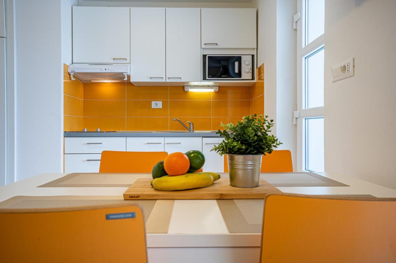 Apartments Dolac ネレジネ エクステリア 写真