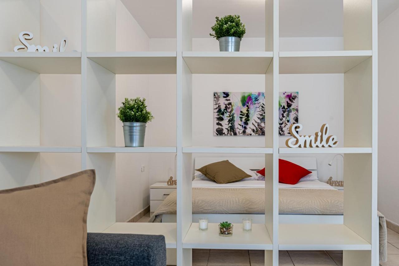 Apartments Dolac ネレジネ エクステリア 写真